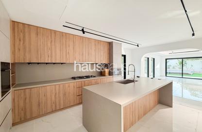 Villa - 5 - 6 for rent in Meadows 6 - Meadows - Dubai Villa - 5 - 6 for rent in Meadows 6 - Meadows - Dubai