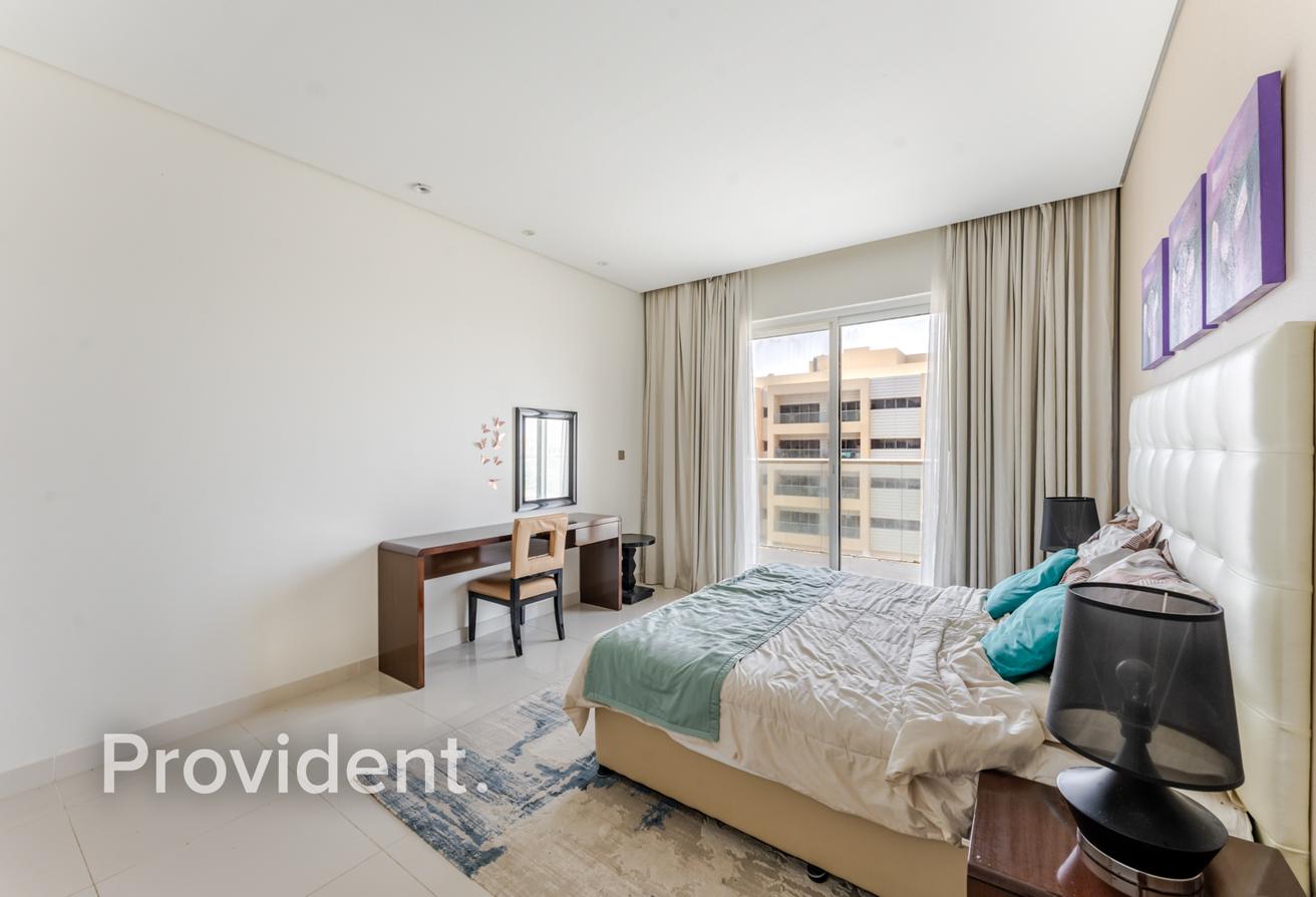 Furnished 1BR | Ready to Move | Community View photo 7