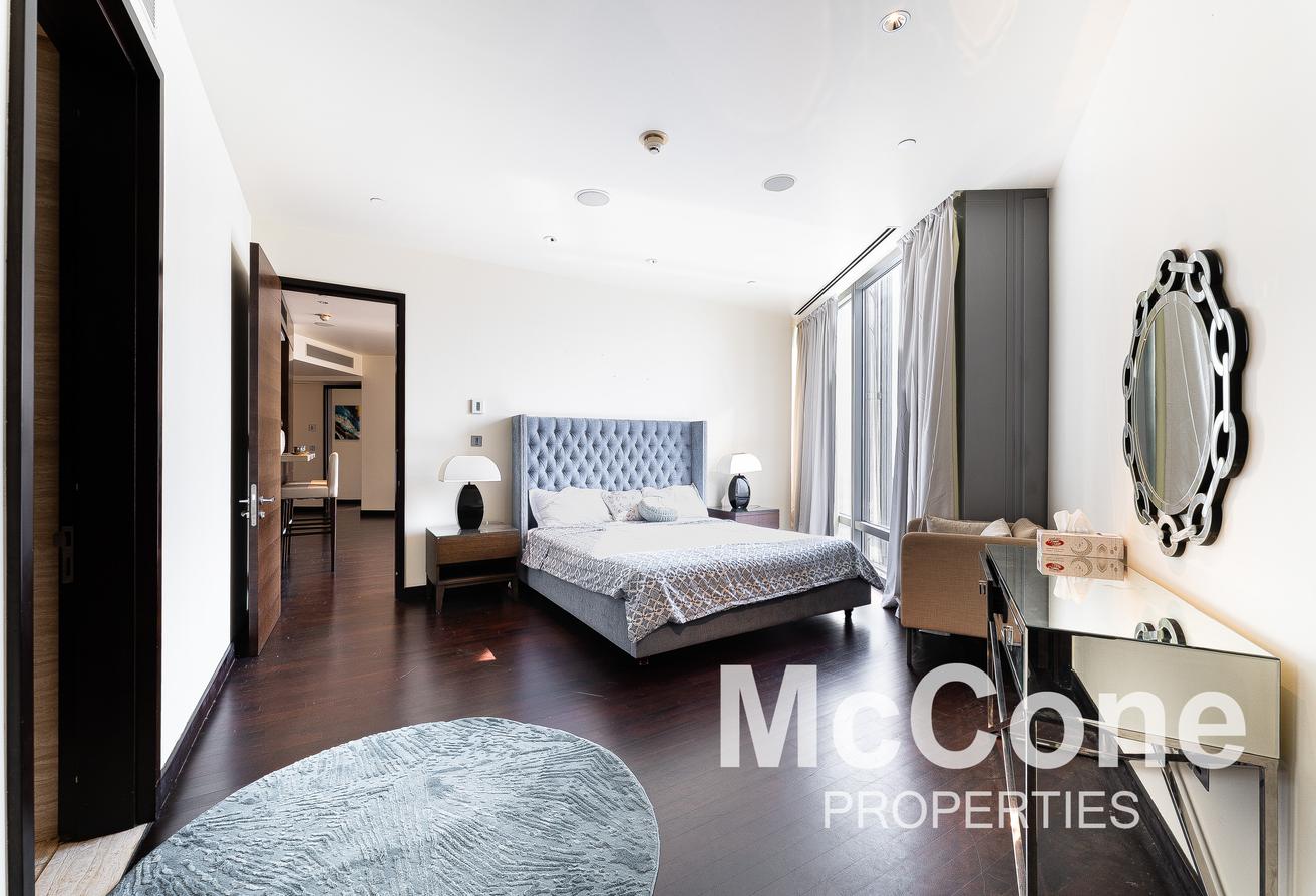 Spacious | Fountain View | Above Level photo 9