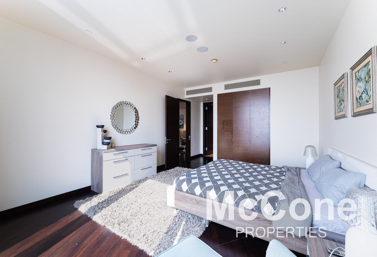 Spacious | Fountain View | Above Level photo 8