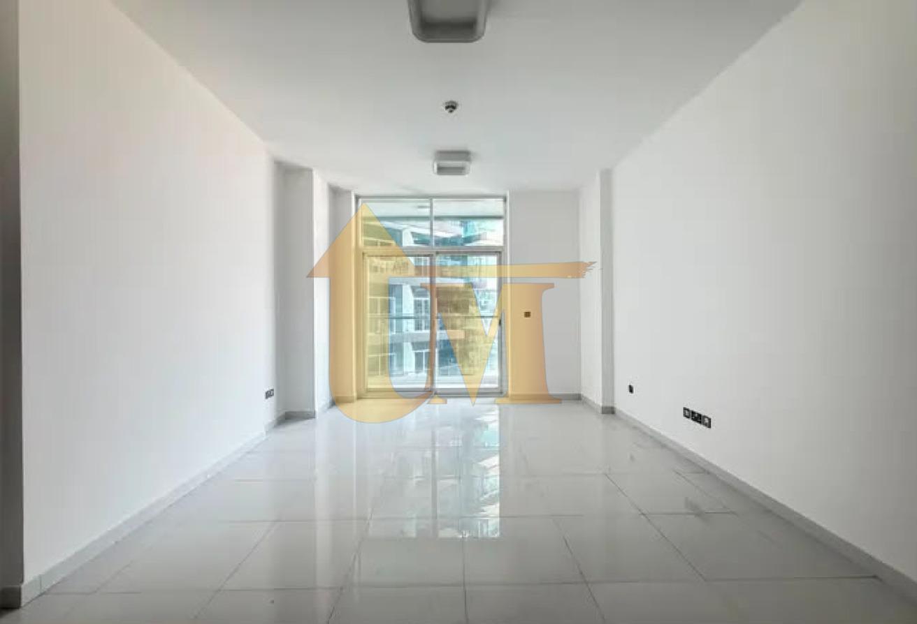 WELL MAINTAINED | SPACIOUS STUDIO | NEXT TO PARK photo 3