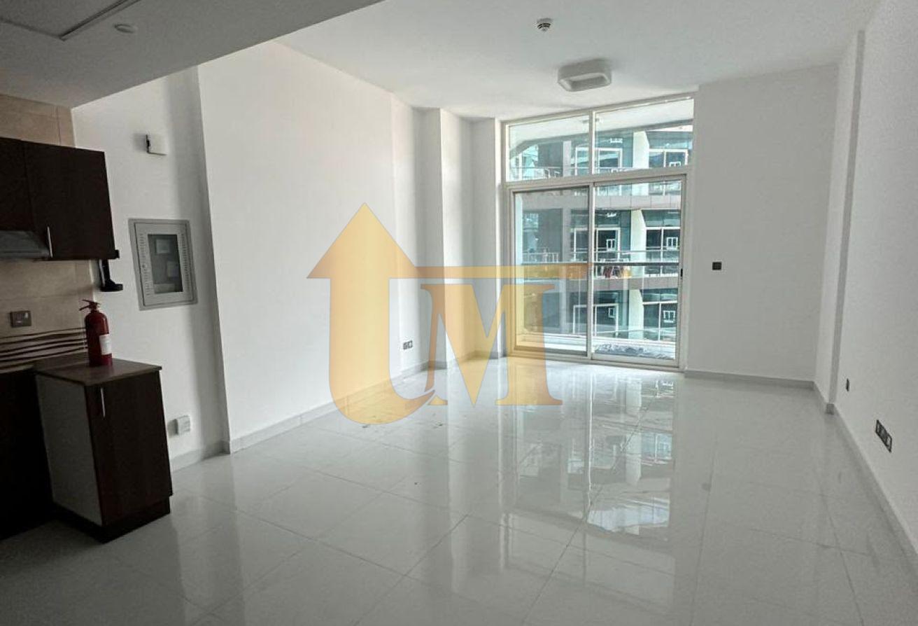 WELL MAINTAINED | SPACIOUS STUDIO | NEXT TO PARK photo 4