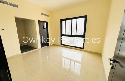 شقة - 1 حمام للايجار في مبنى بازا - الكرامة - دبي