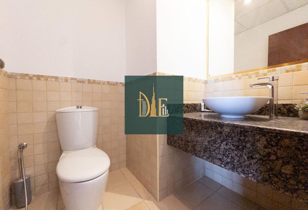 Fully Furnished | Stunning Water Views | Vacant photo 27