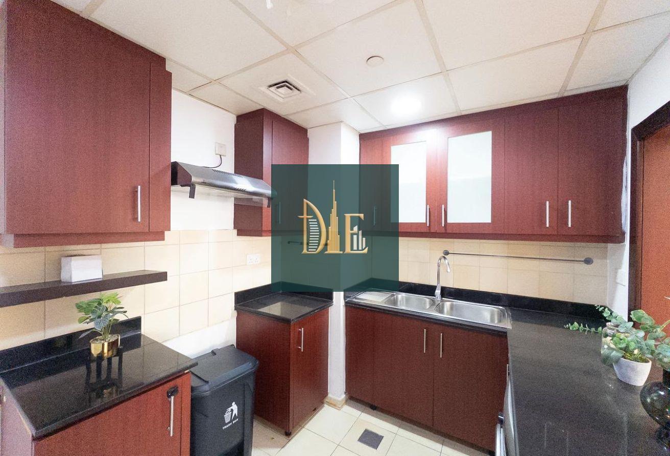 Fully Furnished | Stunning Water Views | Vacant photo 18