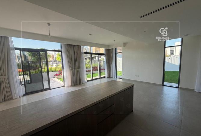 60517809 - صورة العقار 2