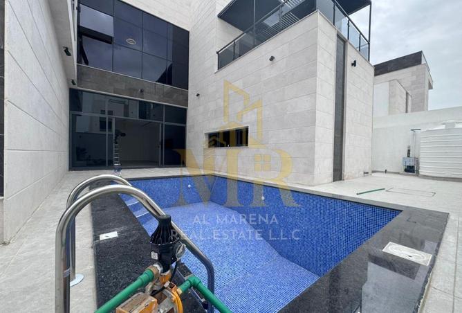 102843683 - Property Image 2