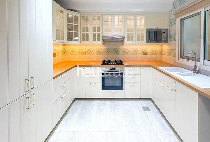 61664621 - Property Image 3