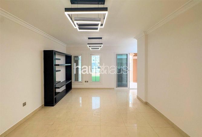 61664621 - Property Image 2