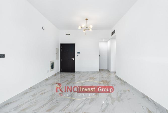 53167705 - Property Image 2