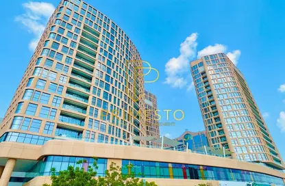 Apartment - 3 Bedrooms - 4 Bathrooms for rent in United Square - Al Khalidiya - Abu Dhabi