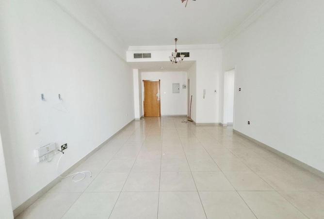 68302149 - Property Main Image