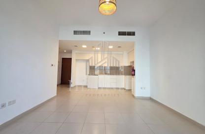 Apartment - 2 - 2 for sale in Hayat Boulevard 2A - Hayat Boulevard 2 - Hayat Boulevard - Town Square - Dubai