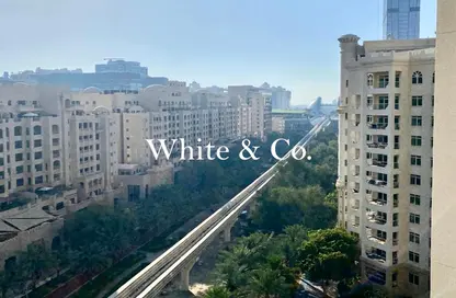 Apartment - 2 Bedrooms - 3 Bathrooms for rent in Al Shahla - Shoreline Apartments - Palm Jumeirah - Dubai