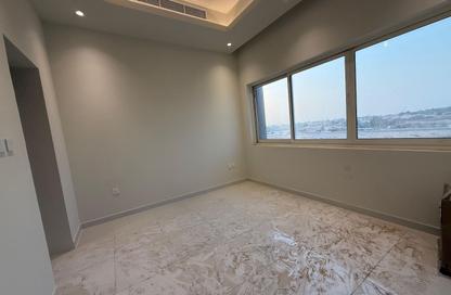 Villa - 4 - 6 for rent in Al Aweer 1 - Al Aweer - Dubai