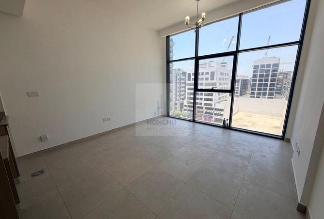 120651683 - Property Image 3
