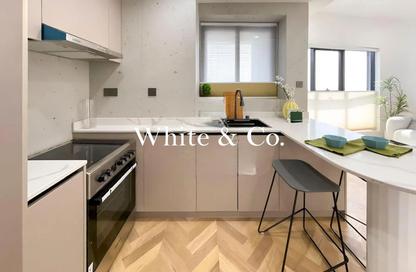 Apartment - 1 Bedroom - 2 Bathrooms for sale in Escan Tower - Dubai Marina - Dubai