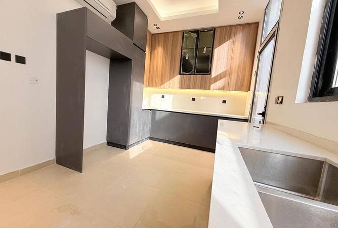 82780589 - Property Image 2