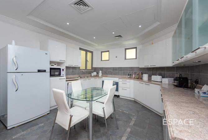 85304530 - Property Image 3