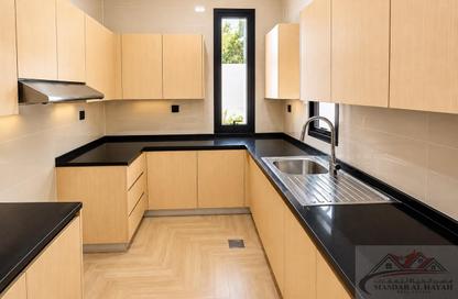 Villa - 5 - 7 for rent in Hoshi 1 - Hoshi - Al Badie - Sharjah