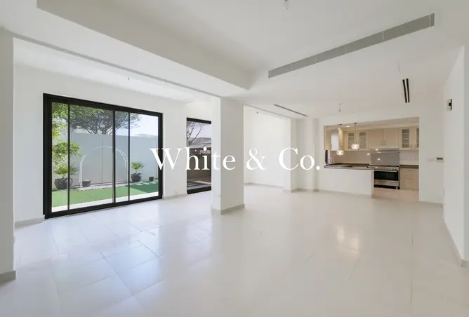 160537404 - Property Image 2