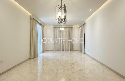 Villa - 5 Bedrooms - 6 Bathrooms for rent in Al Aweer 1 - Al Aweer - Dubai