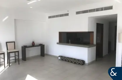 Apartment - 2 Bedrooms - 3 Bathrooms for rent in South Ridge 1 - South Ridge - Downtown Dubai - Dubai