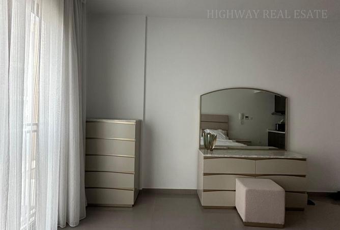 98717011 - Property Image 2