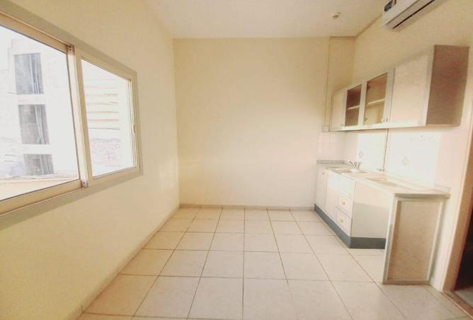 82823748 - Property Main Image