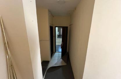 Apartment - Studio - 1 Bathroom for rent in Al Wahda Building - Al Majaz 2 - Al Majaz - Sharjah