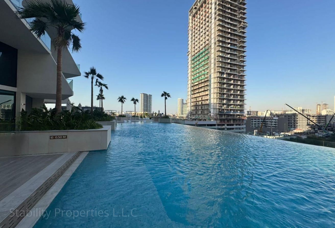 SPACIOUS LAYOUT | PREMIUM AMENTIES | SKYLINE VIEW photo 11
