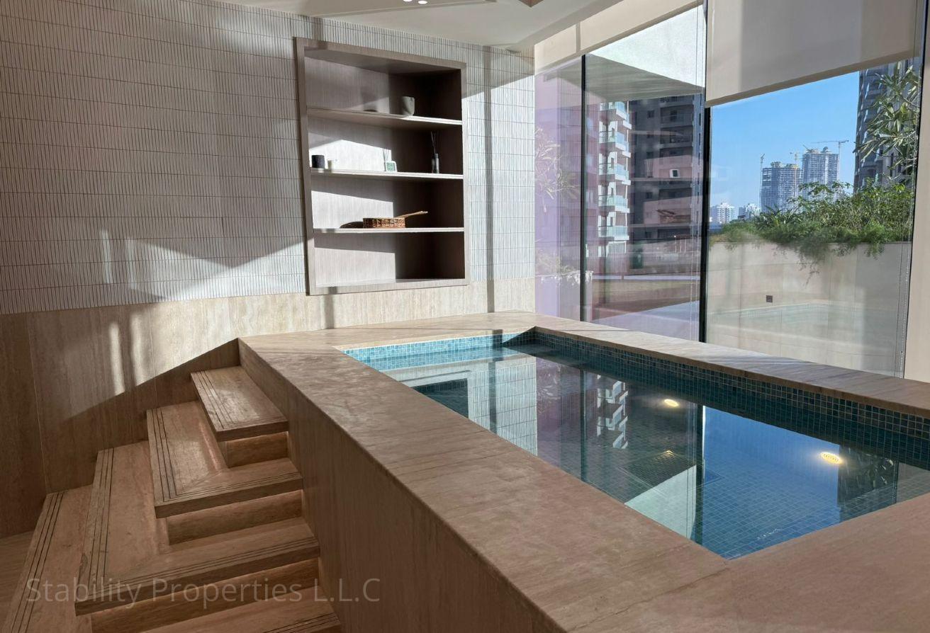 SPACIOUS LAYOUT | PREMIUM AMENTIES | SKYLINE VIEW photo 10