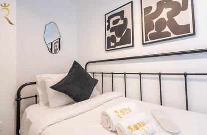 Apartment - 2 Bedrooms - 2 Bathrooms for rent in Oasis 1 - Oasis Residences - Masdar City - Abu Dhabi
