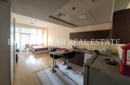Apartment - Studio - 1 Bathroom for rent in Binghatti Views - Dubai Silicon Oasis - Dubai