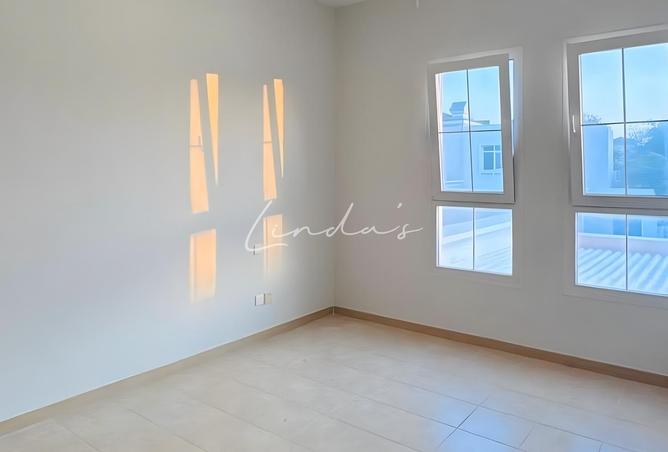 54391661 - Property Image 3