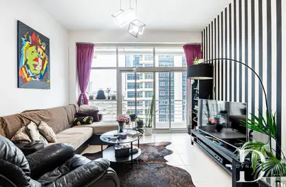 Apartment - 1 Bedroom - 1 Bathroom for sale in Royal Residence 1 - Royal Residence - Dubai Sports City - Dubai