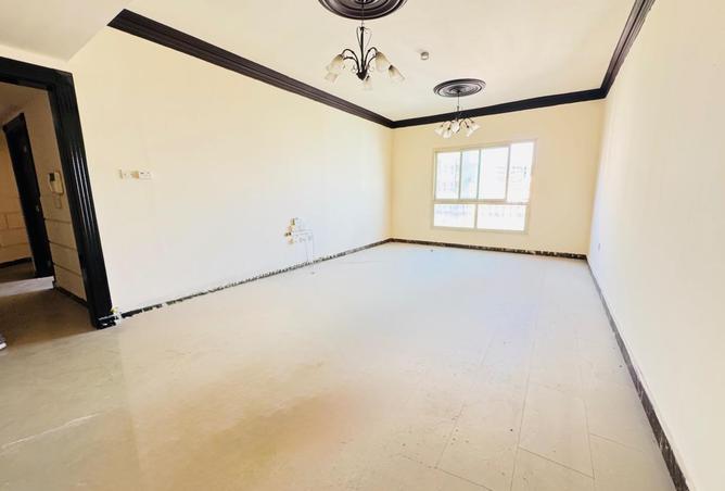 98709589 - Property Image 2