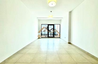 Apartment - 2 - 3 for rent in Al Waleed Garden 1 - Al Waleed Garden - Al Jaddaf - Dubai Apartment - 2 - 3 for rent in Al Waleed Garden 1 - Al Waleed Garden - Al Jaddaf - Dubai