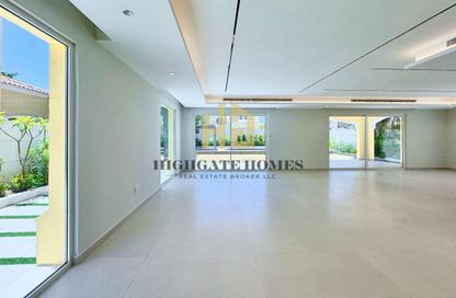 Villa - 4 Bedrooms - 5 Bathrooms for rent in Legacy Large - Legacy - Jumeirah Park - Dubai