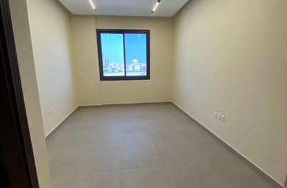 Apartment - 1 Bedroom - 2 Bathrooms for rent in Al Jurf Industrial 3 - Al Jurf Industrial - Ajman