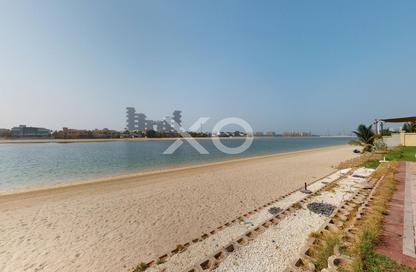 Villa - 6 Bedrooms - 7 Bathrooms for rent in Signature Villas Frond E - Signature Villas - Palm Jumeirah - Dubai Villa - 6 Bedrooms - 7 Bathrooms for rent in Signature Villas Frond E - Signature Villas - Palm Jumeirah - Dubai
