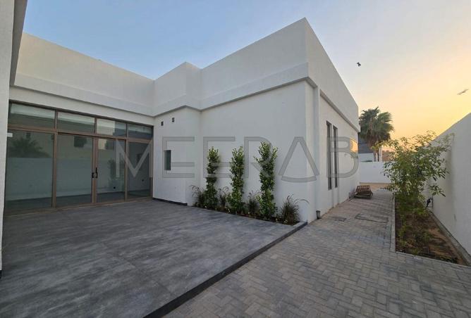 92281011 - Property Main Image