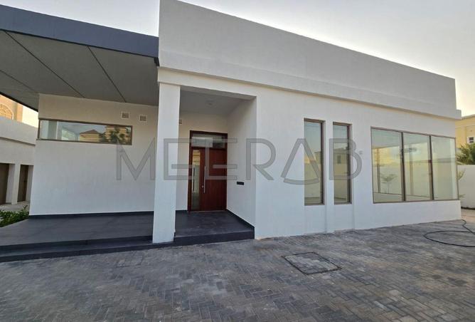 92281011 - Property Image 2