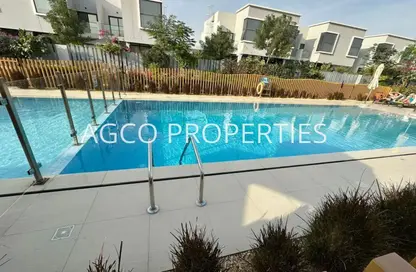 تاون هاوس - غرفة نوم - 2 حمامات للايجار في روكان 3 - روكان - دبي لاند - دبي