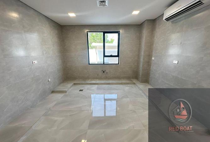131586208 - Property Image 2
