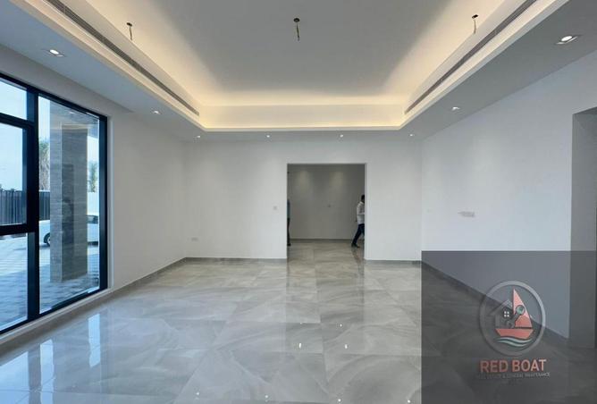 131586208 - Property Image 3