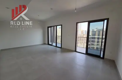 Apartment - 3 Bedrooms - 3 Bathrooms for rent in Maryam Island - Al Khan - Sharjah