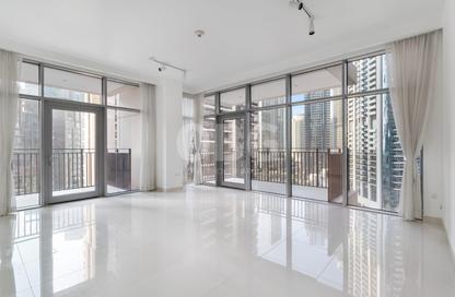 Apartment - 2 - 2 for rent in Boulevard Crescent Tower 2 - BLVD Crescent - Downtown Dubai - Dubai