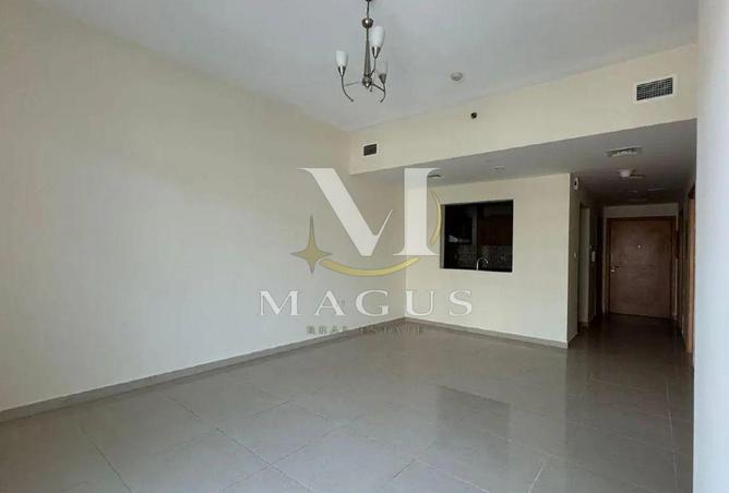 94020228 - Property Image 2