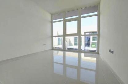 Townhouse - 3 Bedrooms - 4 Bathrooms for rent in Basswood - Damac Hills 2 - Dubai Townhouse - 3 Bedrooms - 4 Bathrooms for rent in Basswood - Damac Hills 2 - Dubai